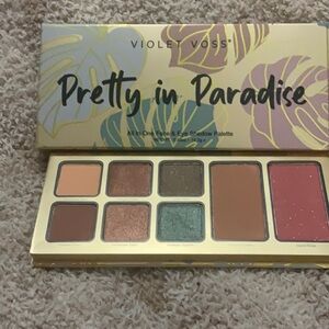 Violet Voss NIB Pretty in Paradise face palette.